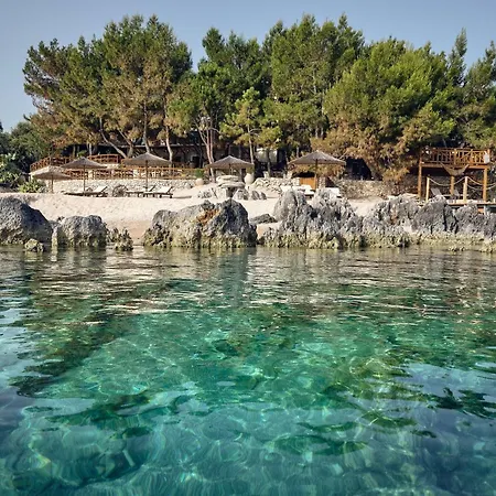 Nobelos Seaside Hotel 3*