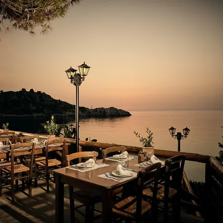Hotel Nobelos Seaside 3*